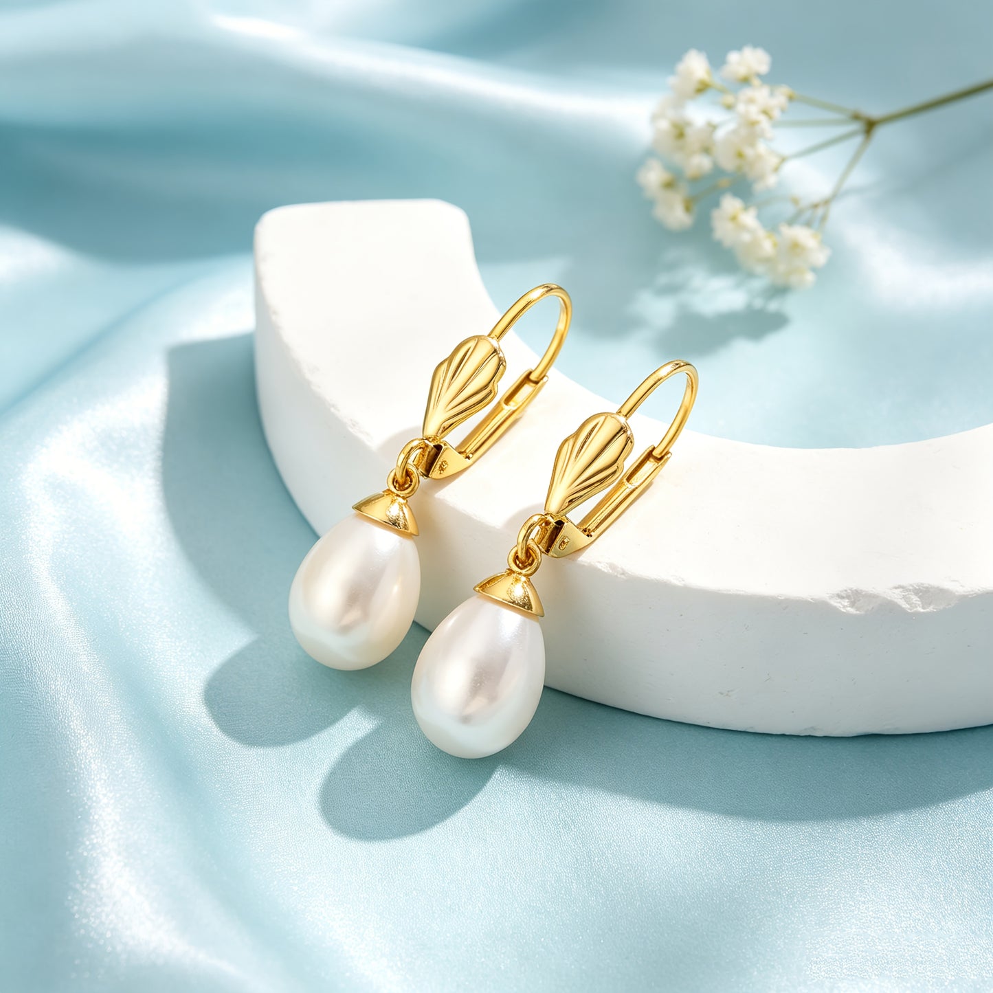 Un paio di orecchini da donna in argento 925, con chiusura a forma di D placcata in oro 18k, eleganti e lussuosi, adatti per uso quotidiano o banchetti serali, regalo per la festa della mamma, confezione regalo in scatola