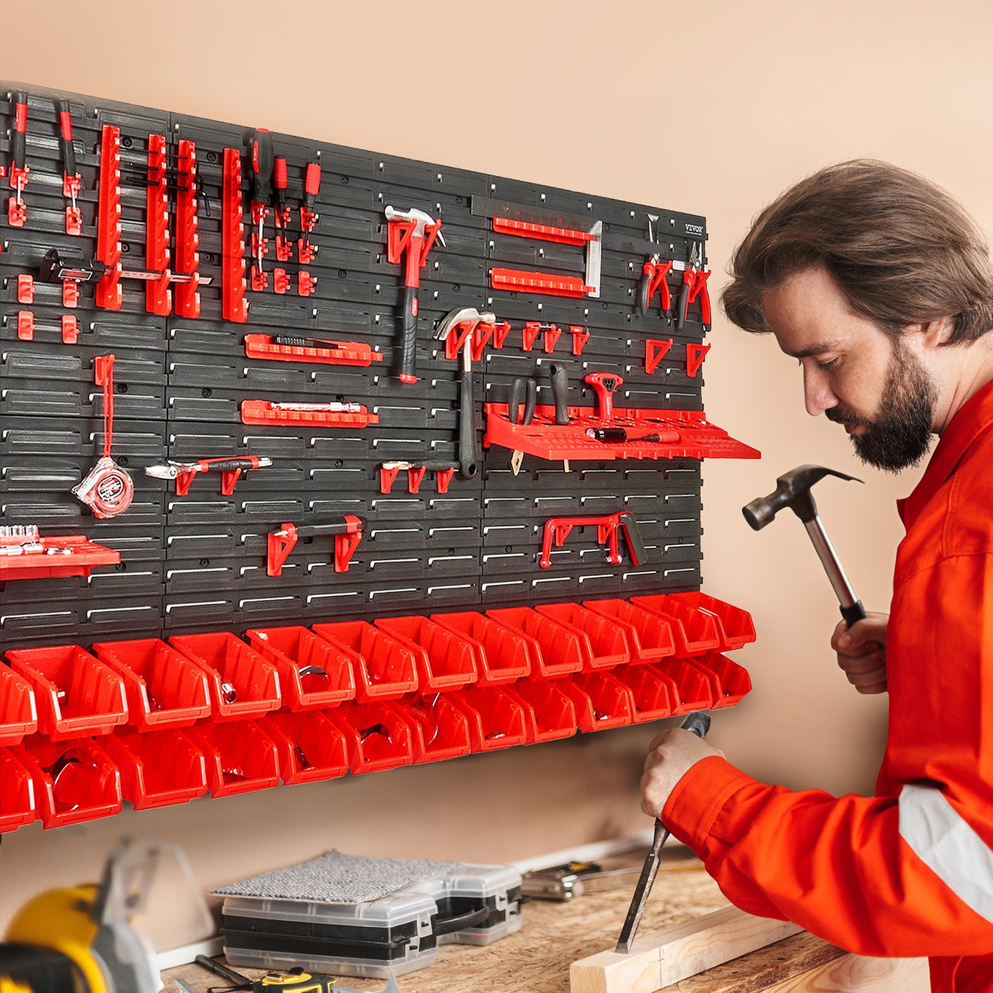VEVOR Contenitori da parete, Scaffale organizzatore per pezzi da 30 scomparti, Attrezzo da officina in plastica per garage con pannelli a muro/portautensili/ganci, Organizzatore di utensili per dadi, bulloni, viti, chiodi, perline, bottoni, Nero e Rosso