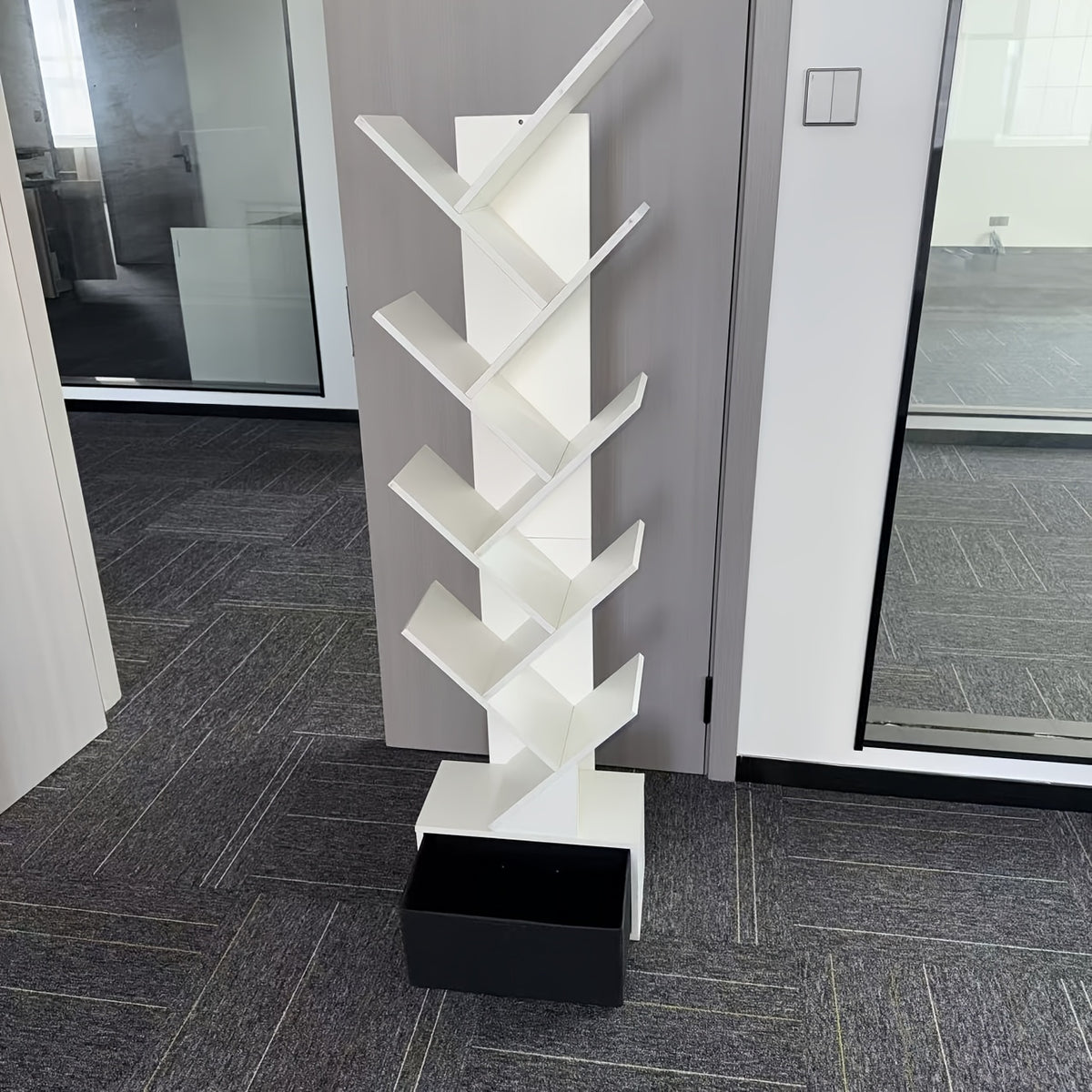 Libreria, Realizzata in Materiale Legnoso Alto per studio – vista dettagliata 10