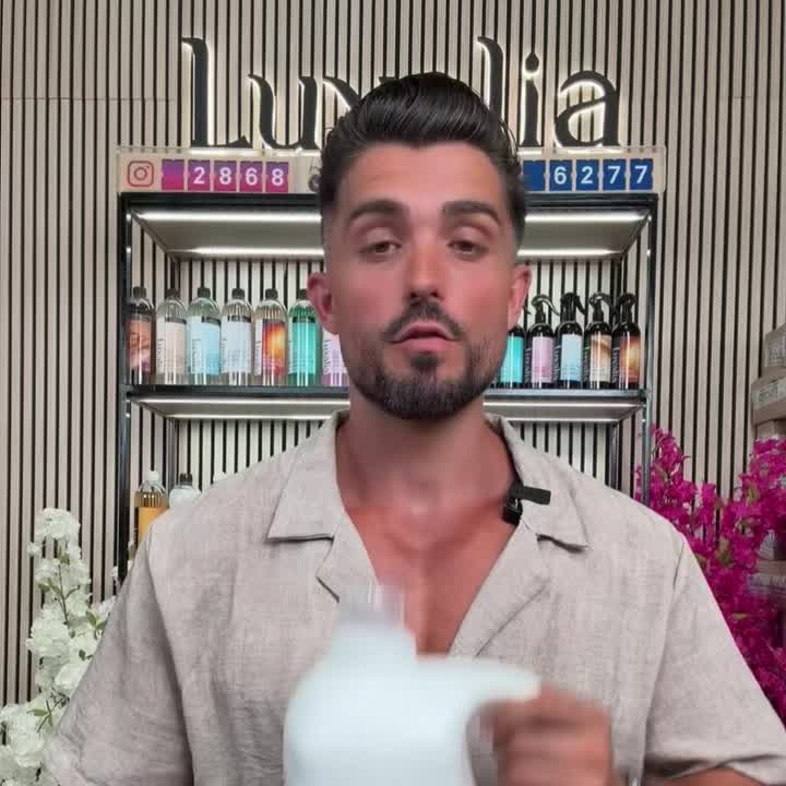 Detergente per bucato White Musk - Formato XXL 5 Litri - Fino a 200 Lavaggi - Senza Pittogrammi e Senza Conservanti MIT / BIT / CMIT - Efficace in Lavaggio a Freddo e a Ciclo Breve - White Musk - LUXALIA