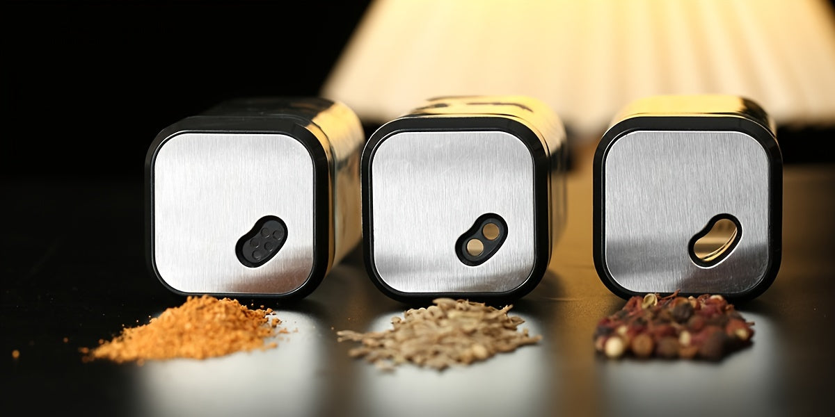 Barattoli quadri per spezie Miorkly con spruzzino integrato, 24 barattoli dosatori per spezie, set di barattoli per spezie da 120ml, scatola porta spezie, contenitori per spezie con coperchi girevoli con foro per spezie, con etichette, barattoli per spezi