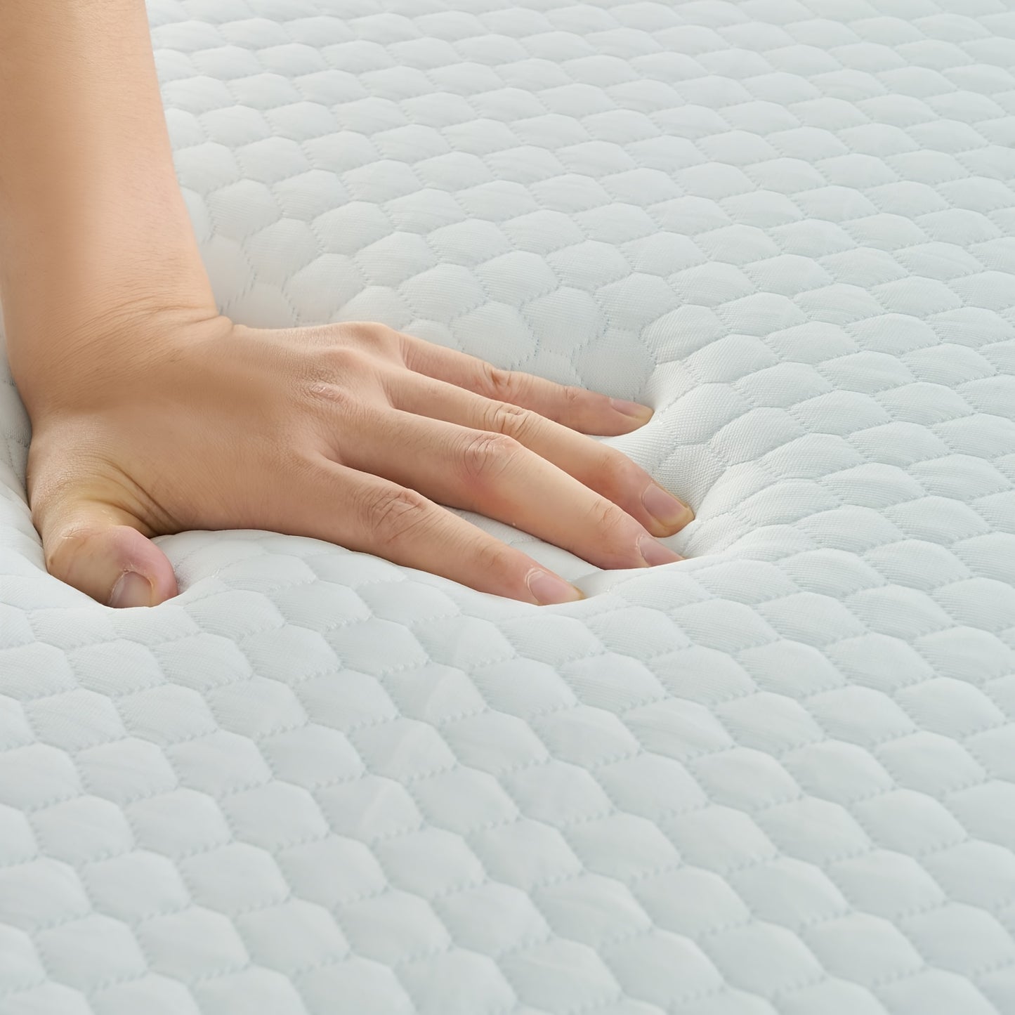 Coprimaterasso Bianco Traspirante con Rivestimento, Topper per Materasso da 6 cm, Design Staccabile, Facile da Pulire e Riporre, Adatto per Hotel e Camere da Letto, Disponibile in Varie Misure