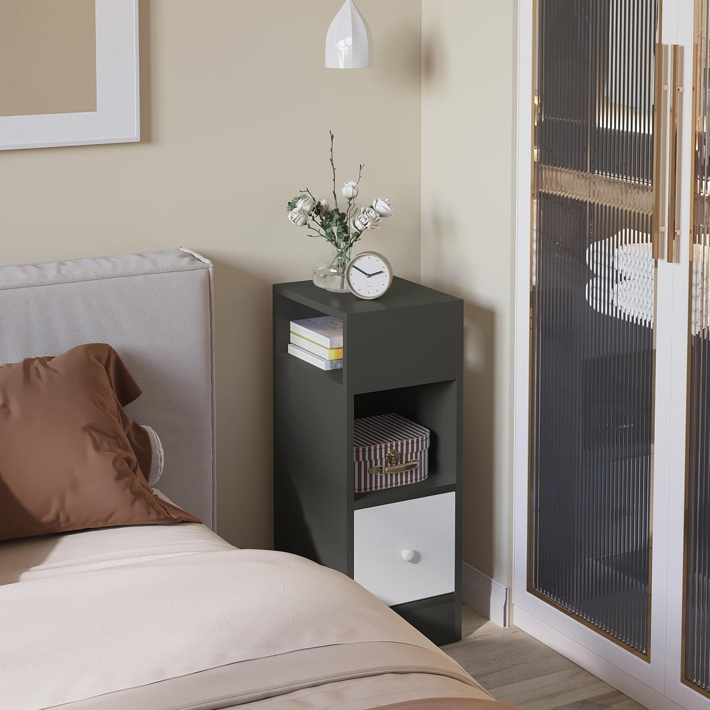 1pz./ 2pz. Comodino Stretto con 2 Scomparti e Cassetti, Comodino 25 x 30 x 66 cm, Salvaspazio per Camera da Letto, Mobiletto da Soggiorno, Pannello di Particelle, Grigio Scuro/ Aspetto Legno Chiaro/ Bianco/ Bianco+Aspetto Legno