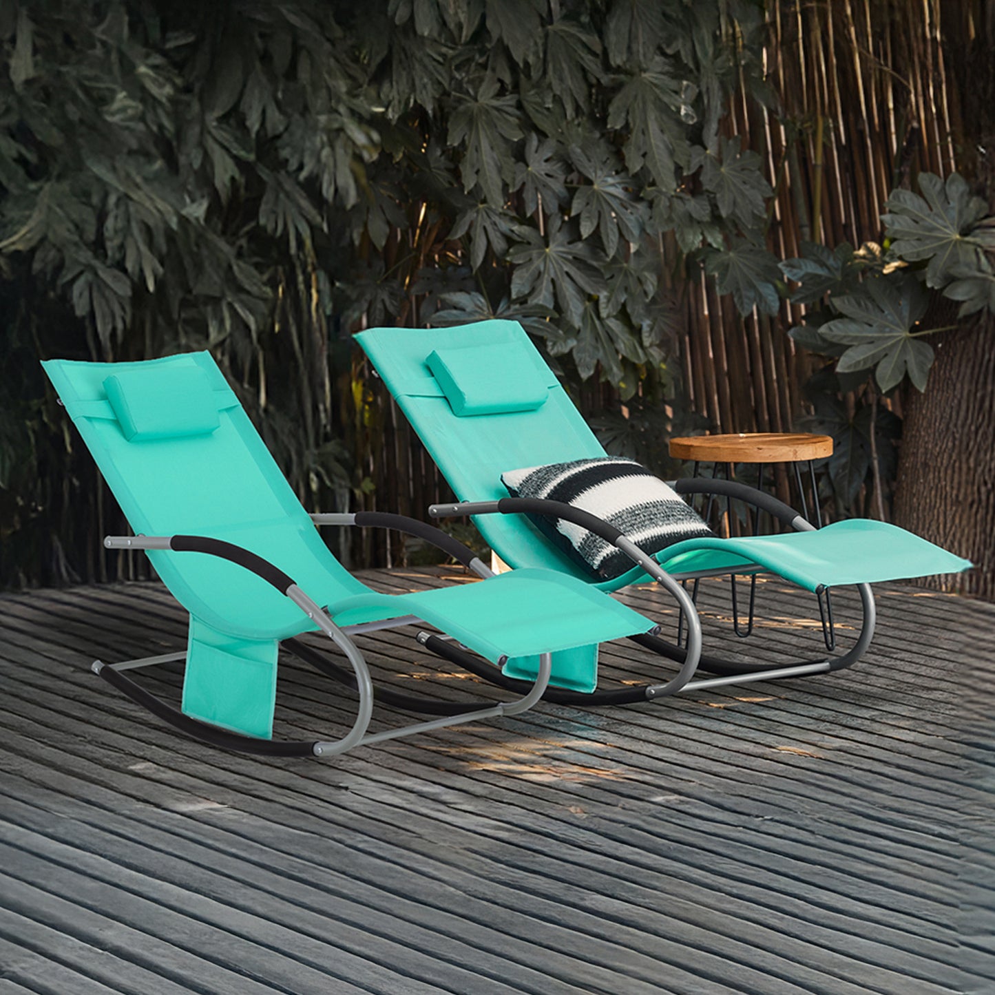 1 Pezzo Lettino Prendisole Lettino da Giardino Sdraio Relax Sedia a Dondolo da Esterno con Cuscino Poggiatesta Superficie Ergonomica Tessuto Resistente agli Agenti Atmosferici Struttura in Metallo Tasca Laterale Portata Massima 150 kg Terrazza Balcone Gia