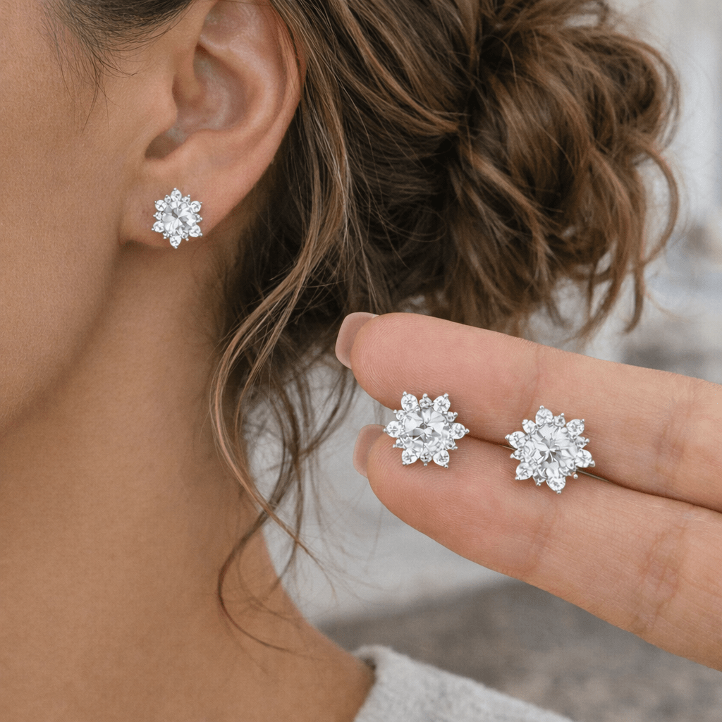 Orecchini argentati 925 per donna - Orecchini con zirconi a forma di fiore, eleganti orecchini a lobo argentati sterling scintillanti, regalo di gioielleria per donne