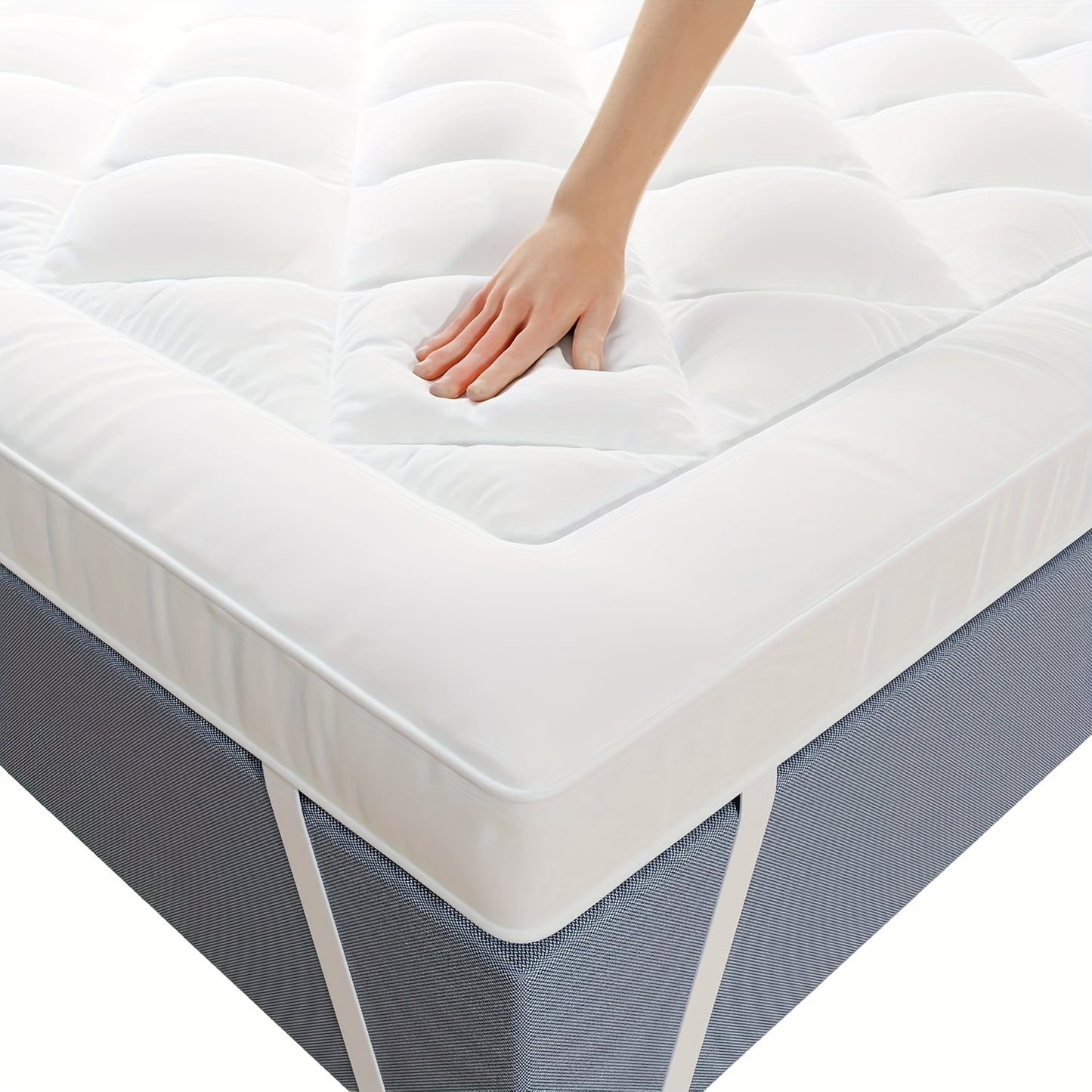 Coprimaterasso Sottile di Lusso con Fascie Elastiche agli Angoli, Tessuto Traspirante, Imbottitura in Poliestere 1000GSM, Comodo e Caldo, Lavabile in Lavatrice, Bianco, Design Trapuntato a Quadri Diamantati, Misura Matrimoniale, Design a Scatola