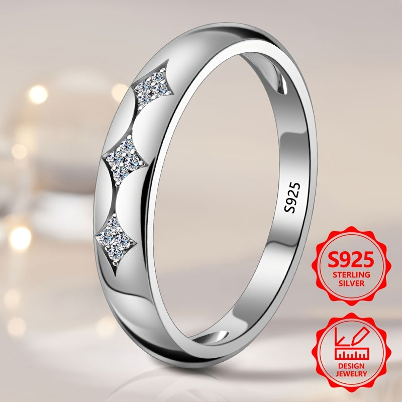 Anello da donna in argento sterling 925, squisito e alla moda, elegante e raffinato, intarsiato con zirconi cubici sintetici scintillanti, anello di gioielleria da donna di alto valore, adatto per viaggi di vacanza, uso quotidiano, un regalo commemorativo