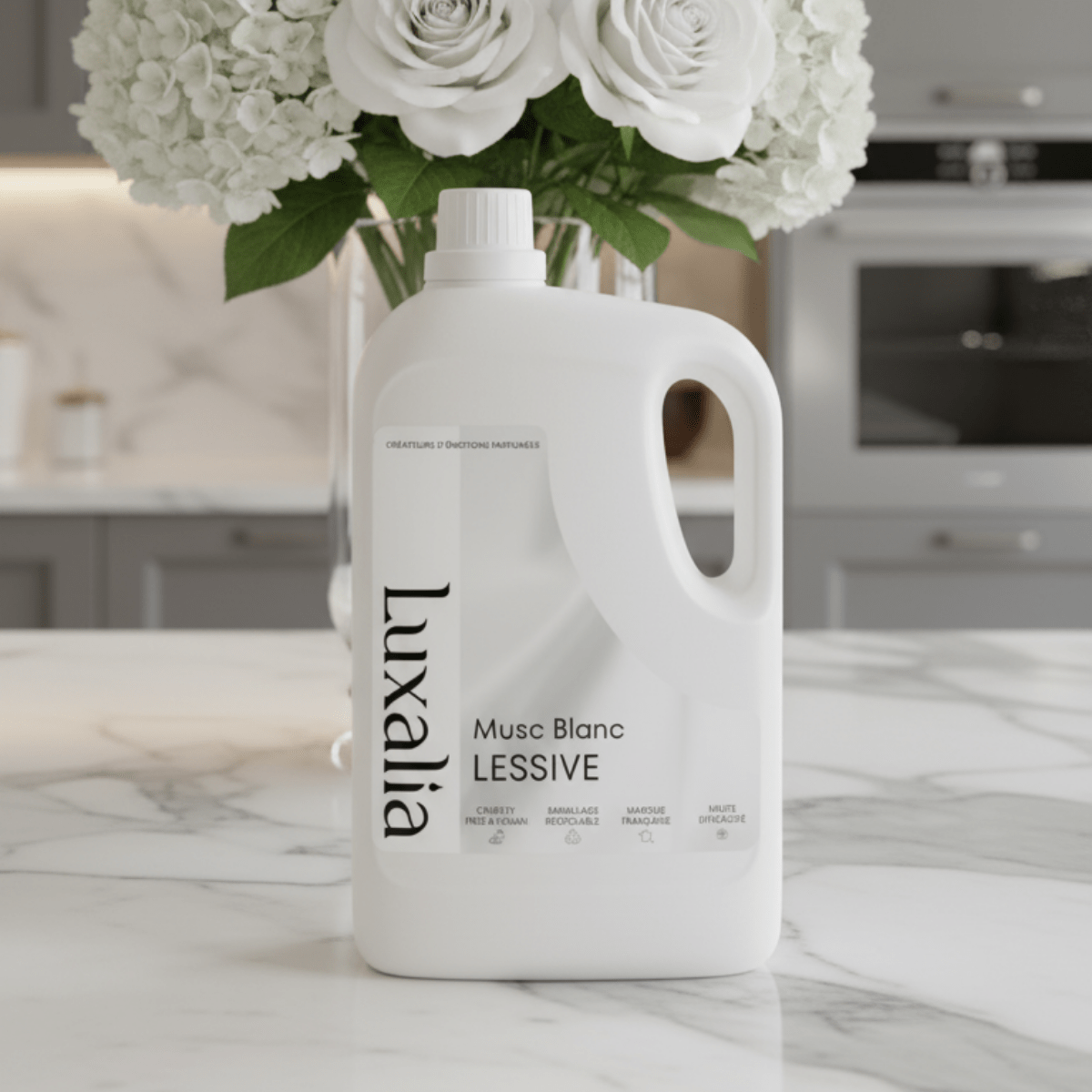 Detergente per bucato White Musk - Formato XXL 5 Litri - Fino a 200 Lavaggi - Senza Pittogrammi e Senza Conservanti MIT / BIT / CMIT - Efficace in Lavaggio a Freddo e a Ciclo Breve - White Musk - LUXALIA