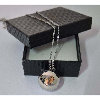 Collana chiama angeli con sfera incisa a laser