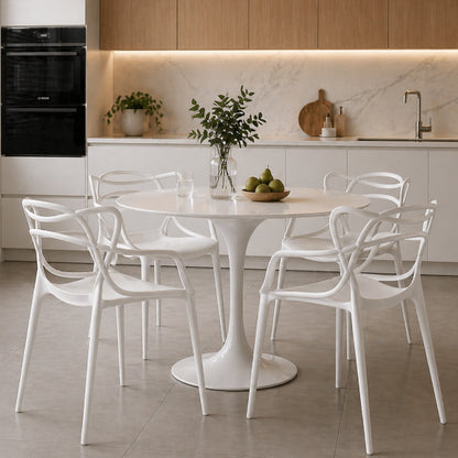 Baroni Home Set 4 Sedie in Plastica Bianca – Sedie Impilabili, Pronte all’Uso Senza Montaggio, Facili da Pulire, con Piedini Antiscivolo per Maggiore Stabilità – Ideali per Cucina, Soggiorno, Sala da Pranzo, Giardino, Terrazzo o Balcone – Sedute Comode e