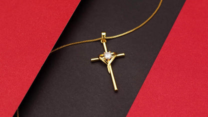 Magazzino Locale, Collana a Croce con Zirconia Dorata in Argento 925 da Donna, Temperamento Elegante, Adatta per l'Uso Quotidiano, Regalo Perfetto per le Feste per Donne per San, Natale, Anniversario, Confezionata in un'Esquisita Confezione Regalo
