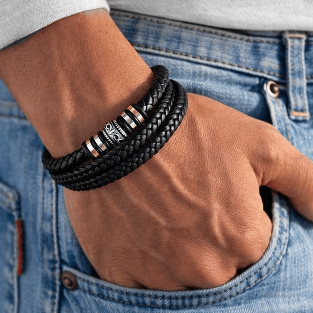 Bracciale da uomo in pelle, bracciale nero intrecciato con chiusura magnetica in acciaio inossidabile, regalo per uomo per San Valentino e compleanno, 21 cm adatto alla maggior parte