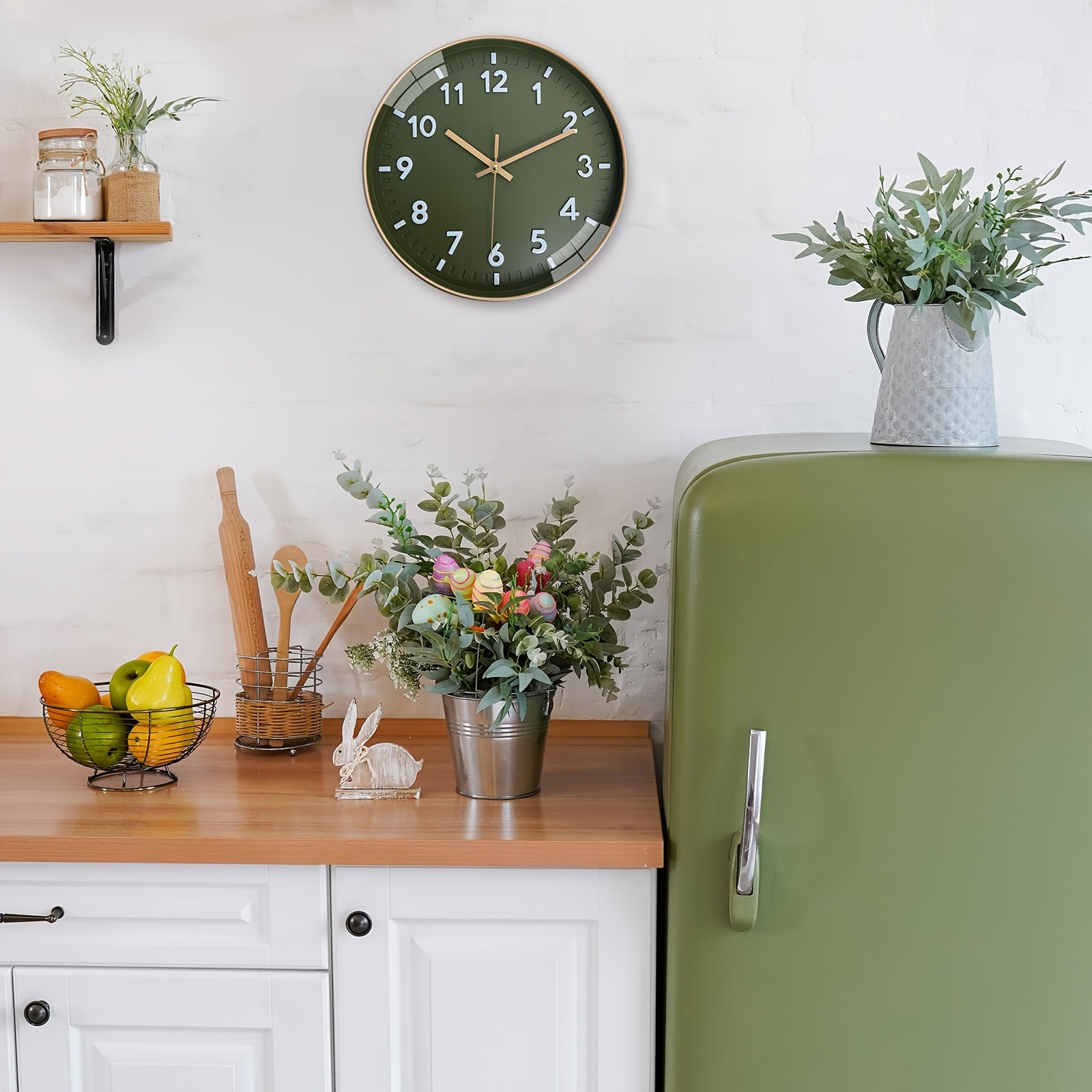 Orologio da parete digitale 3D moderno e minimalista da 30,48 cm, con cornice in plastica dorata e sfondo verde scuro - Movimento al quarzo silenzioso, alimentato a batteria (batteria AA non inclusa) - Elegante decorazione per la casa per soggiorno, cucin