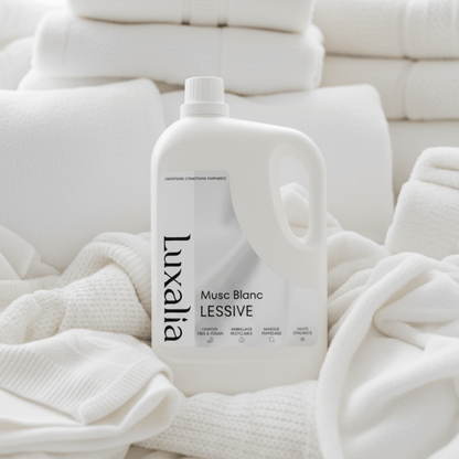 Detergente per bucato White Musk - Formato XXL 5 Litri - Fino a 200 Lavaggi - Senza Pittogrammi e Senza Conservanti MIT / BIT / CMIT - Efficace in Lavaggio a Freddo e a Ciclo Breve - White Musk - LUXALIA