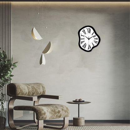 Orologio da Parete Moderno Astratto in Legno Sciolto - Design Contemporaneo Bianco e Nero, 30.48-40.64 cm Orologio al Quarzo Silenzioso Irregolare a Batteria per Soggiorno, Ufficio, Camera da Letto, Decorazione Galleria - Regalo Ideale per Arredamento Mod