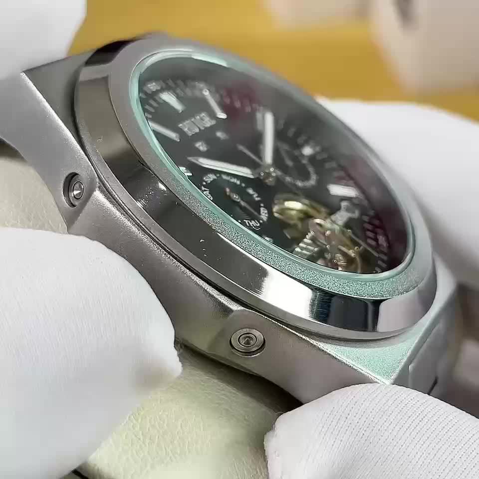 Orologio da uomo elegante automatico meccanico con cinturino in acciaio inossidabile, con funzioni business e sportive, display multipli, calendario, lancette luminose e design scheletrato. Un regalo perfetto per uomo.