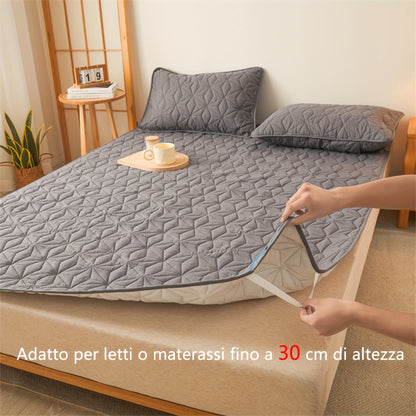 1 Protezione Materasso Trapuntata Impermeabile, Coprimaterasso Traspirante con Cinghie Elastiche per Copriletto (Senza Federa), Topper Materasso Antiscivolo per Tutte le Stagioni