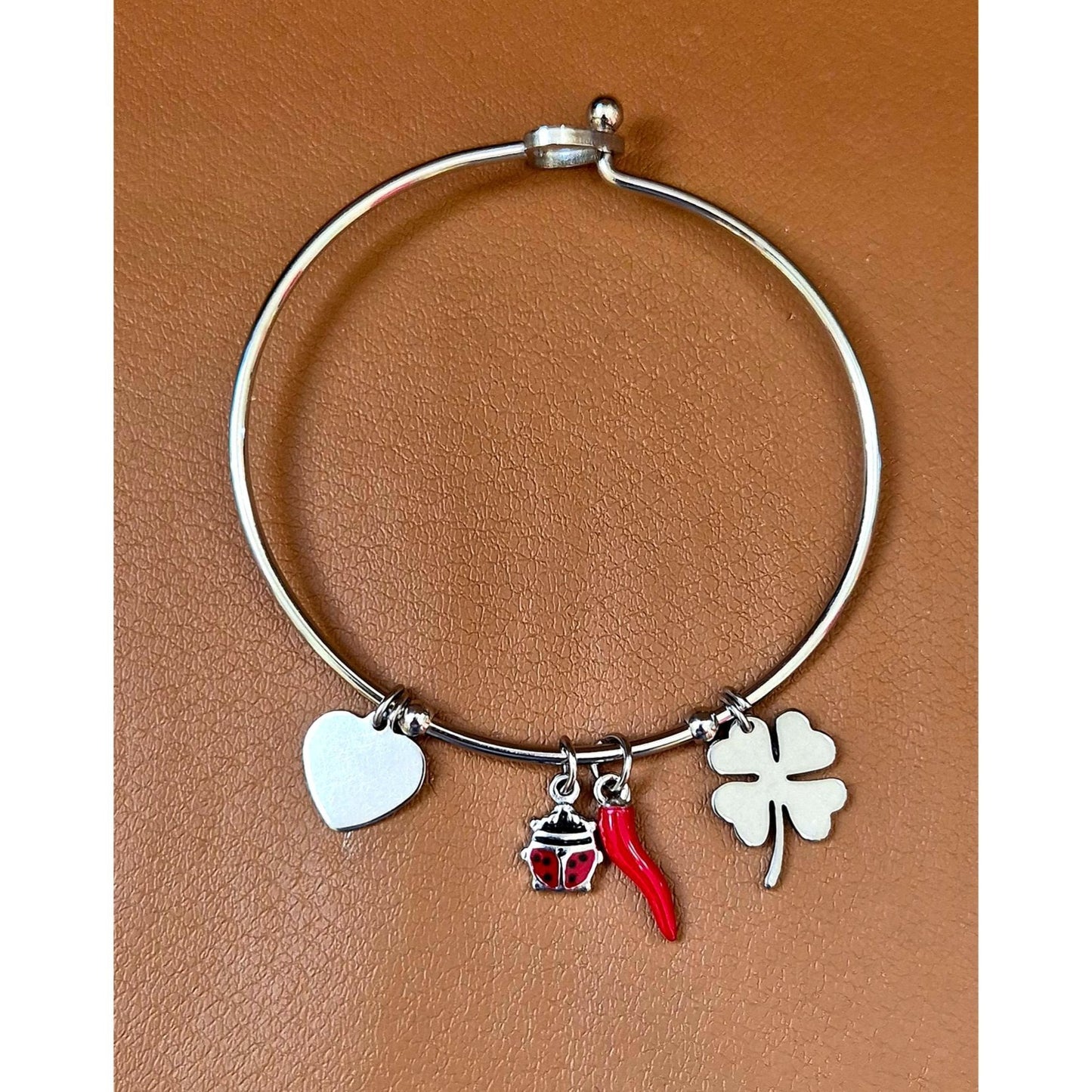Bracciale donna rigido con corno Portafortuna