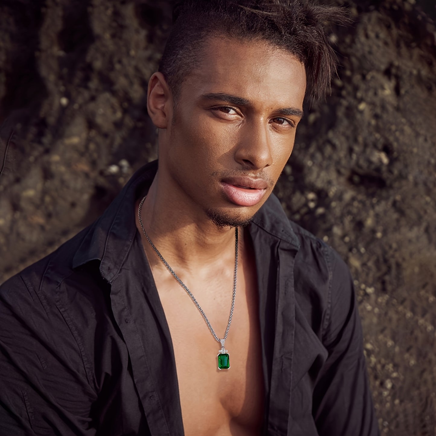 Collana a croce da uomo di alta qualità | Ciondolo con zaffiro cubico taglio gemma sintetica da 17,5CT | Catena in acciaio inossidabile 304L da 60,96 cm | Regalo di lusso per lui