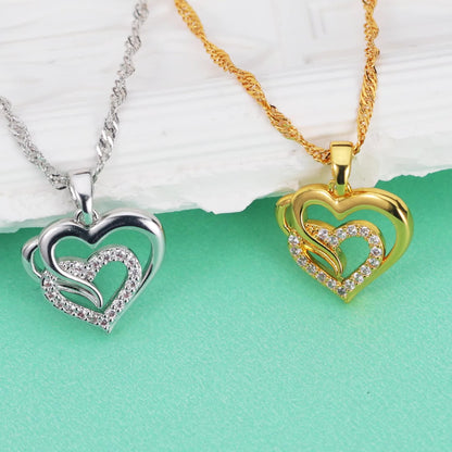 Collana pendente elegante in argento 925 per donna, con catena a onda unica e pendente a cuore in Zirconia sintetica scintillante, regalo perfetto per le feste e per le donne, confezionato in scatola regalo