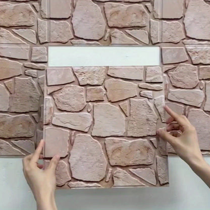 Questo pacchetto include dieci pannelli murali 3D autoadesivi con superficie in PVC effetto pietra, ciascuno misurato 30 per 30 centimetri, progettati per decorare pareti interne.