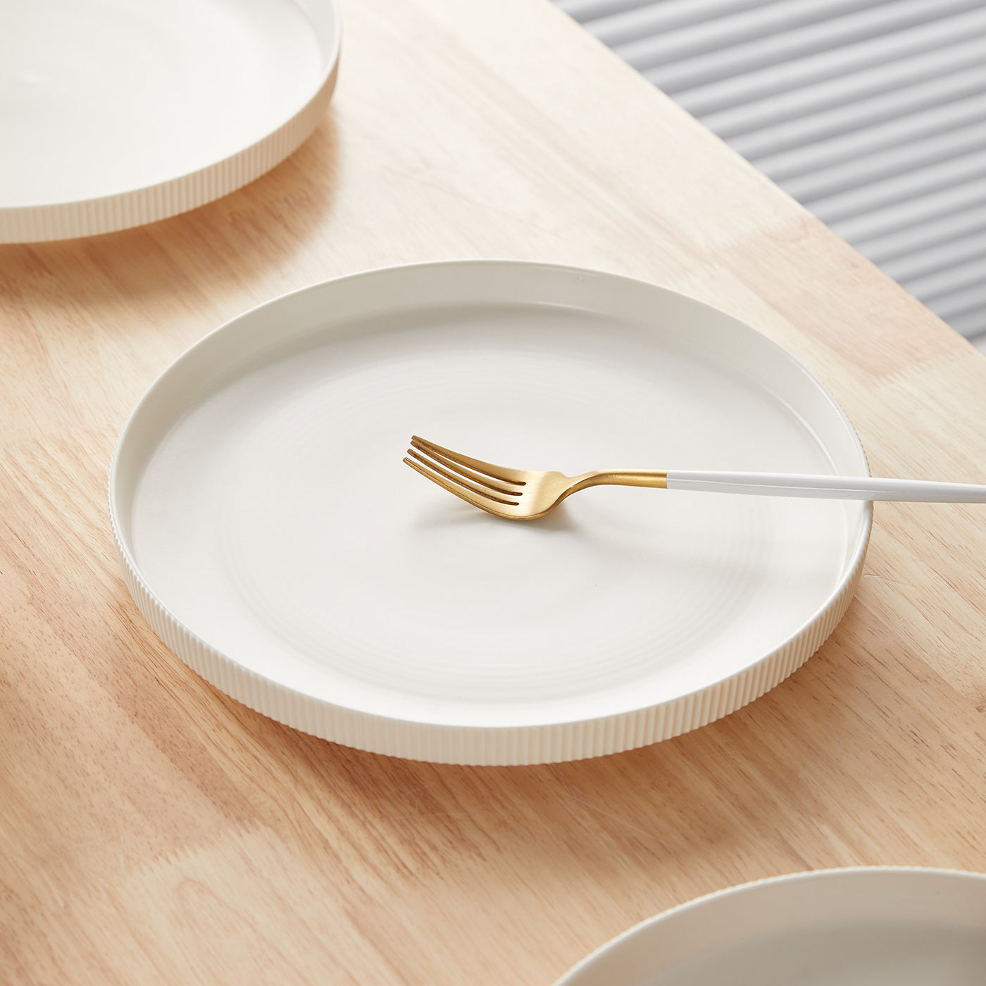 Set di stoviglie da 4 pezzi da 10,5 pollici, Ø27,7 cm, finitura opaca, piatti piani, piatti per portata principale, piatti da insalata, piatti per bistecca, piatti per pane, piatti per pasta, piatti per verdure, piatti per frutta, adatto per: casa, ristor