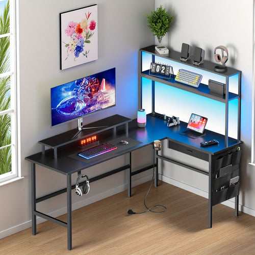 Scrivania da gaming a L con luce LED e presa di corrente - Scrivania da gamer, scrivania per computer reversibile da 59/67 pollici con ripiani portaoggetti e cassetto e borsa, tavolo da gioco angolare con supporto per monitor, ufficio domestico, regali pe