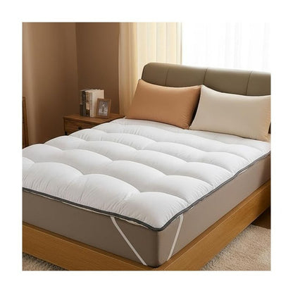 Materasso Cloud 600 Gsm Morbido e Traspirante in Fibre Vergini - Tessuto Morbido e Piacevole al Tocco, Design Ondulato Confortevole, Cinghie di Retenzione Elastiche, Lavabile in Lavatrice
