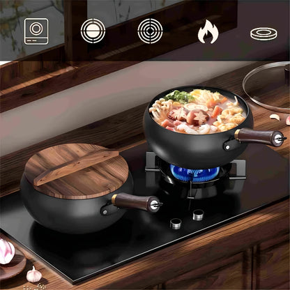 1 Pentola Grande in Ferro con Coperchio e Manico in Legno, con Distribuzione Rapida e Uniforme del Calore. Pentola Profonda con Rivestimento Antiaderente, Perfetta per Saltare in Padella in Modo Sano, Casseruola per Cuocere a Fuoco Lento le Zuppe