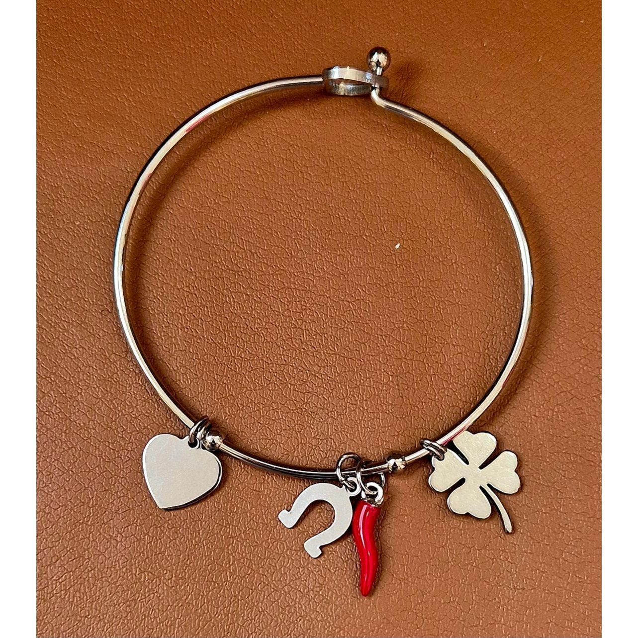 Bracciale donna rigido con corno Portafortuna