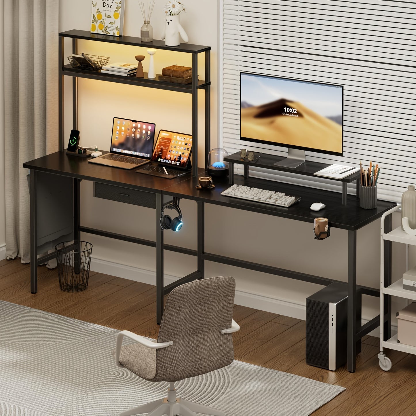 Scrivania da gaming reversibile con luce LED e presa di corrente, scrivania per computer a L con angolo ribaltabile, scrivania angolare ergonomica con ripiani, cassetti e borse, tavolo da gioco con mensola soprastante e supporto per monitor, per ufficio a
