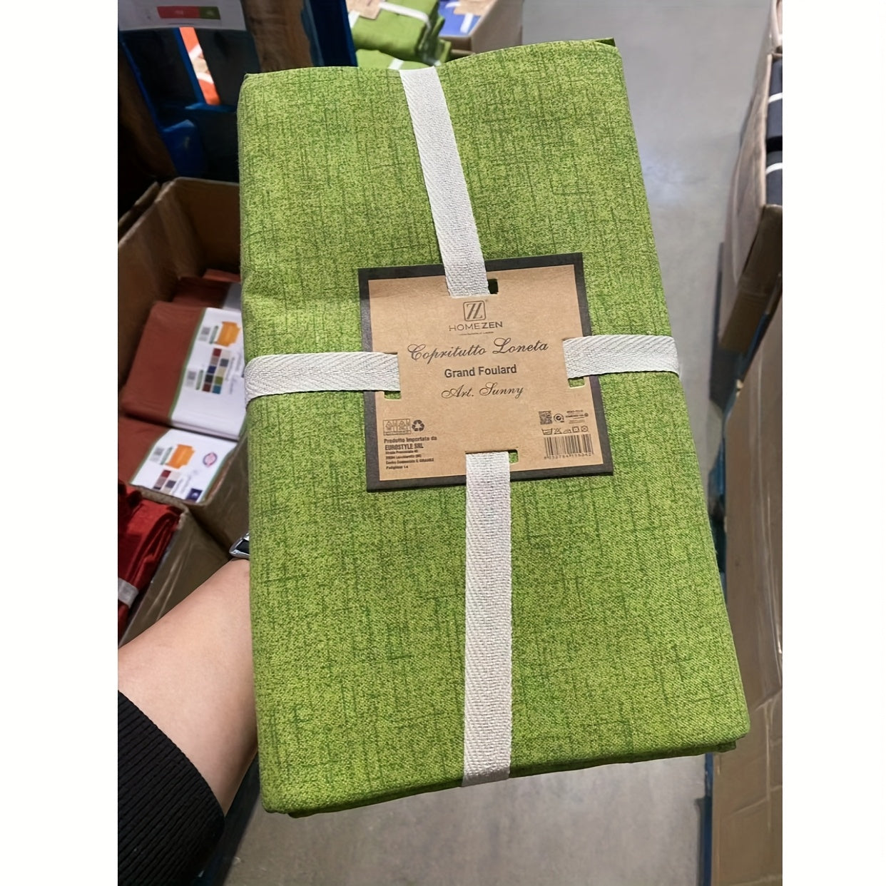 Copridivano Tinta Unita Facile e Moderno. Tappetino per Divano Adatto a Tutte le Stagioni, Utilizzabile come Coperta per Divano, Asciugamano per Divano e Protezione per Divano. Copertura Universale Lavabile per Mobili per l'Arredamento del Soggiorno, Disp