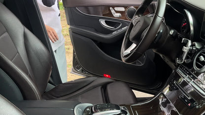 Avviatore di emergenza per auto 8500A con compressore d'aria, pompa di gonfiaggio per pneumatici senza fili, booster per batteria con power bank e torce LED, doppio display della pressione dell'aria