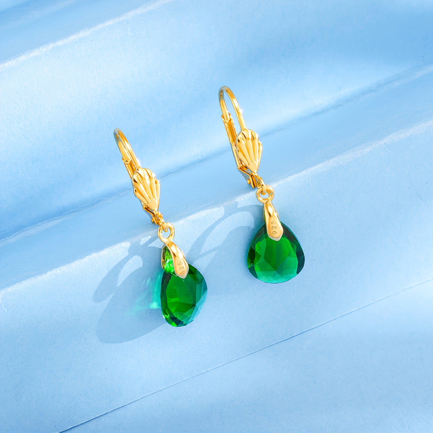 Magazzino Locale, Orecchini Pendenti da Donna in Argento Sterling 925 con Elegante Cristallo Artificiale Verde, Regalo Perfetto per San Valentino, Natale e Uso Quotidiano, Forniti con una Bellissima Scatola Regalo.