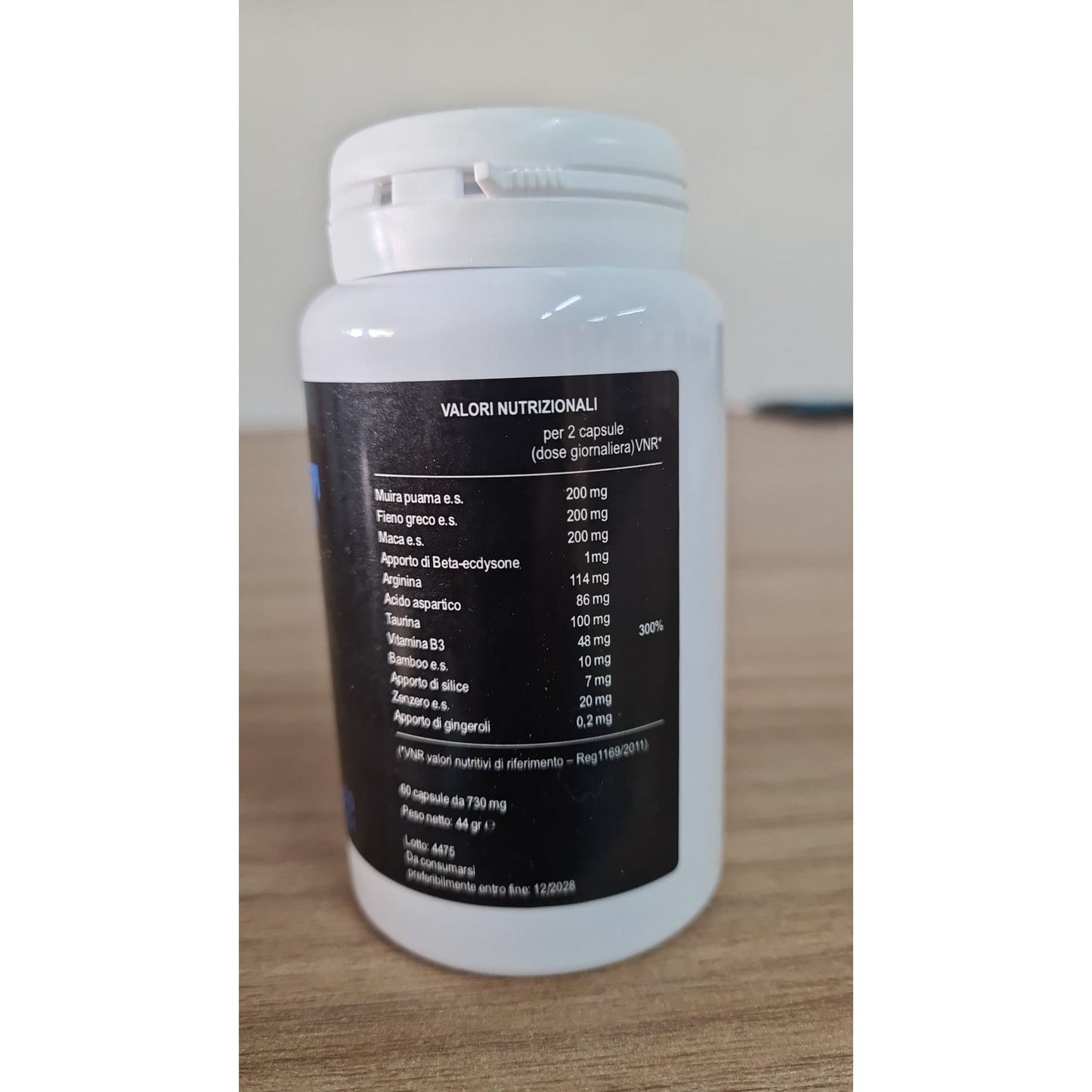 Integratore UOMO Naturale con Maca Nera Peruviana, Fieno Greco, L-Arginina, Taurina, Acido Aspartico e Vitamina B3 - Made in Italy - 60 CAPSULE -