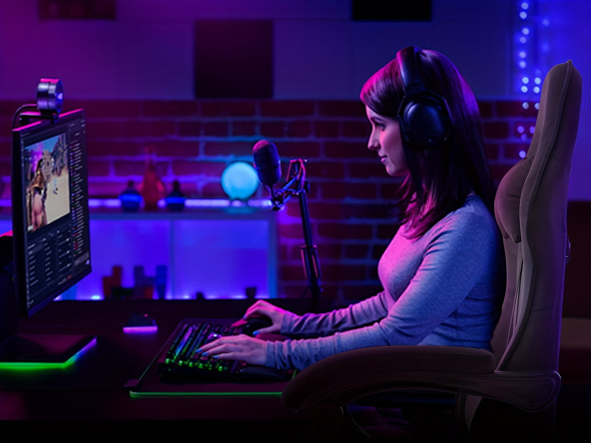 Sedia gaming, velluto per gaming e postazione PC – vista dettagliata 11