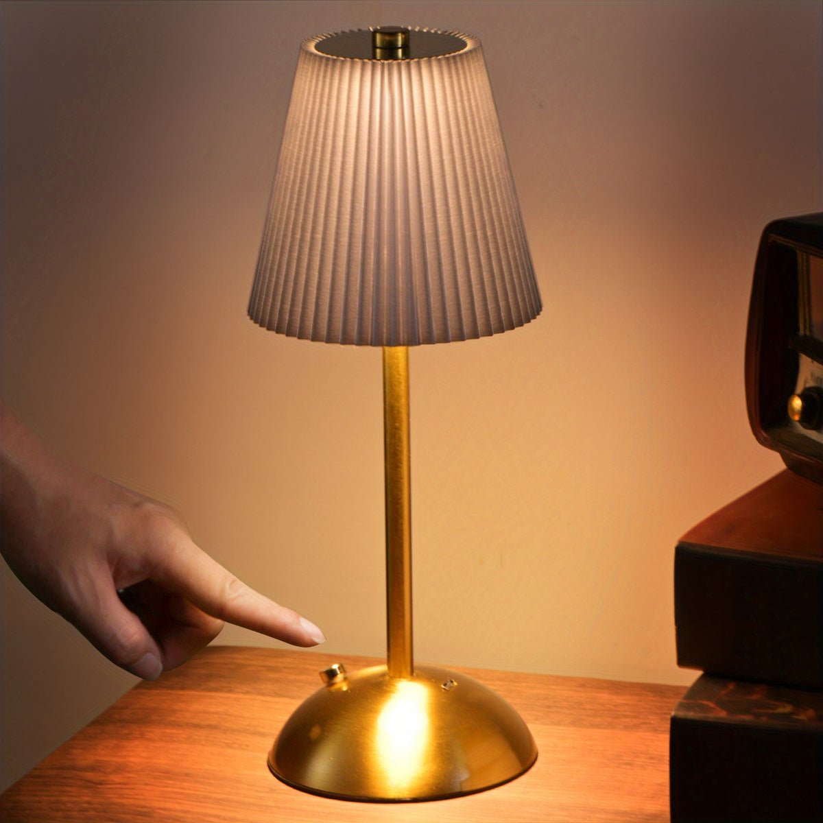 Tavolino da letto per laptop, illuminazione LED per divano – vista dettagliata 2